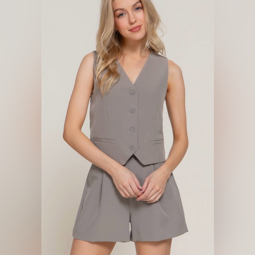 Active Basic Grey V-Neckline Front Button Closure Vest & Matching Shorts